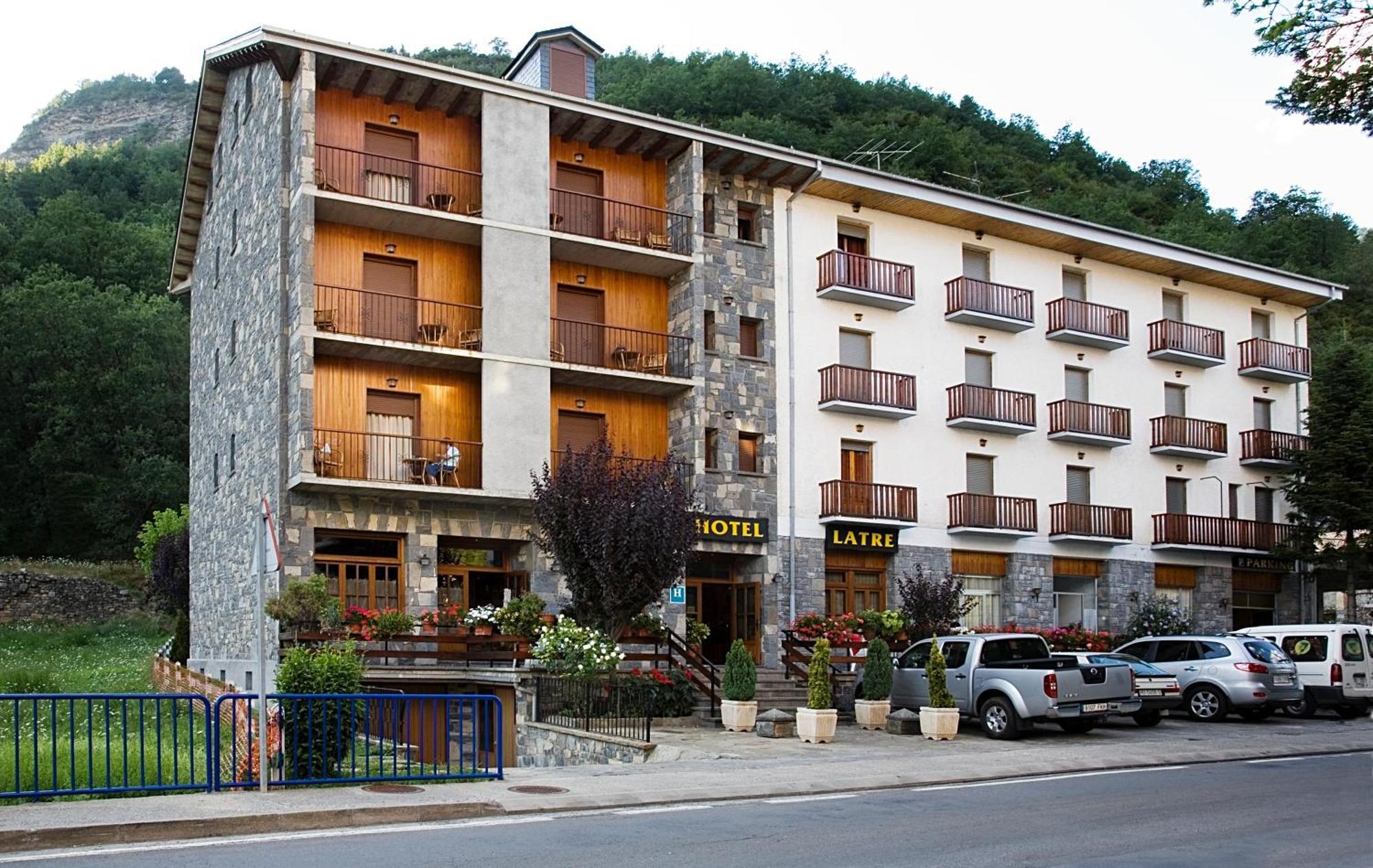 Hotel Latre Broto Dış mekan fotoğraf