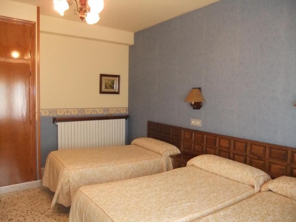 Hotel Latre Broto Oda fotoğraf